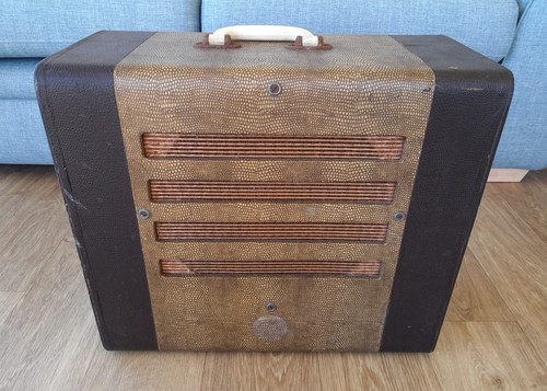 Amplificatore per chitarra - , a